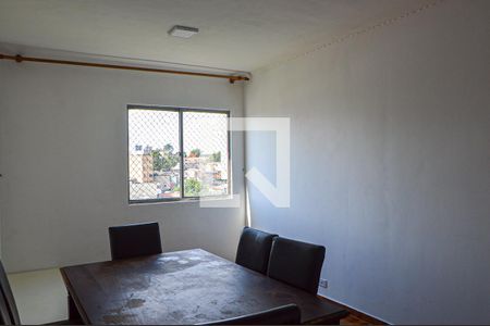 Apartamento para alugar com 62m², 2 quartos e 1 vagaSala