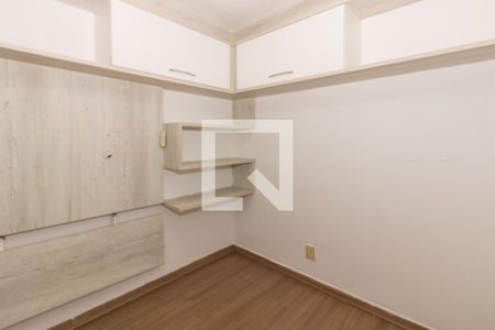 Quarto 1 de apartamento à venda com 2 quartos, 38m² em Protásio Alves, Porto Alegre