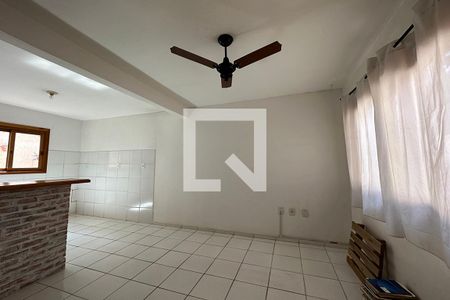 Sala de Estar de casa à venda com 2 quartos, 69m² em Rondônia, Novo Hamburgo