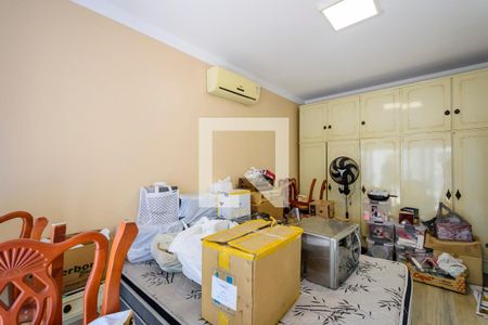 Casa para alugar com 490m², 3 quartos e 4 vagas Casa para alugar com 490m², 3 quartos e 4 vagasQuarto 2