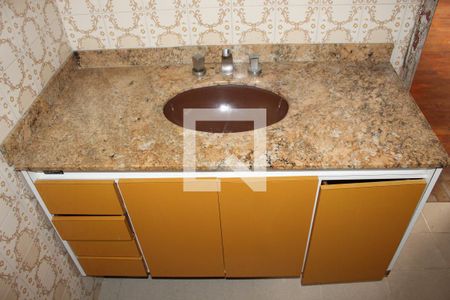 Casa à venda com 290m², 3 quartos e 6 vagasBANHEIRO DA SUÍTE