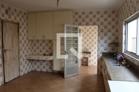 Casa à venda com 290m², 3 quartos e 6 vagasCOZINHA