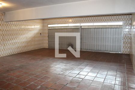 Casa à venda com 290m², 3 quartos e 6 vagasGARAGEM FECHADA