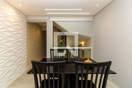 Sala de casa à venda com 3 quartos, 220m² em Jardim Paraíso, São Paulo