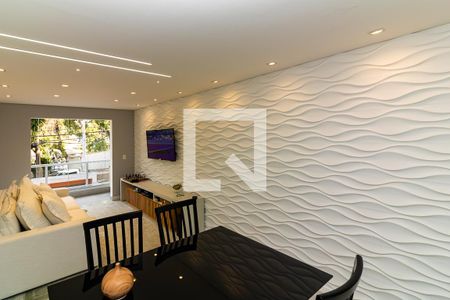 Sala de casa à venda com 3 quartos, 220m² em Jardim Paraíso, São Paulo