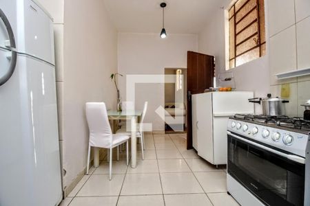 Casa à venda com 394m², 3 quartos e 1 vagaCozinha
