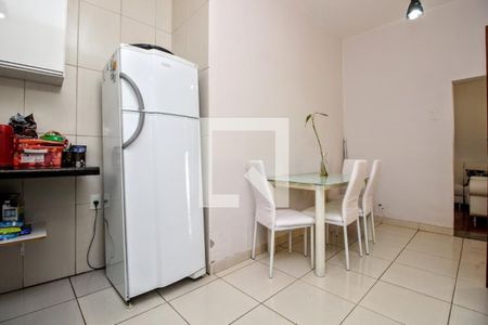 Casa à venda com 394m², 3 quartos e 1 vagaCozinha