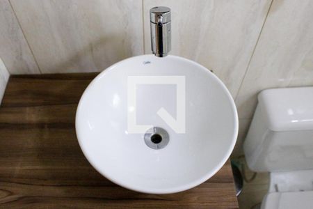 Banheiro de apartamento para alugar com 1 quarto, 39m² em Parque Munhoz, São Paulo