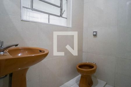 Banheiro de casa de condomínio para alugar com 1 quarto, 50m² em Vila Libanesa, São Paulo