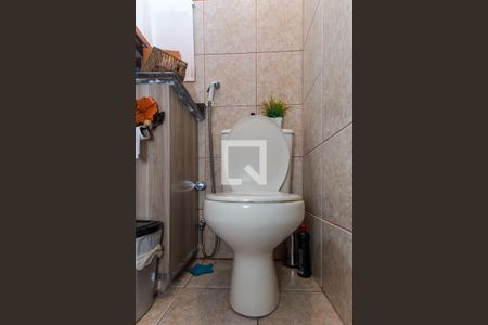 Casa à venda com 127m², 3 quartos e 2 vagasBanheiro