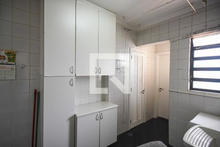 Apartamento para alugar com 200m², 2 quartos e 3 vagasÁrea de serviço