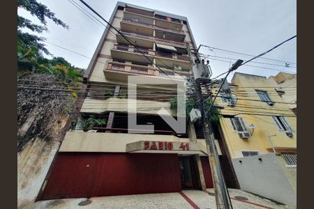 Fachada de apartamento para alugar com 1 quarto, 64m² em Tijuca, Rio de Janeiro