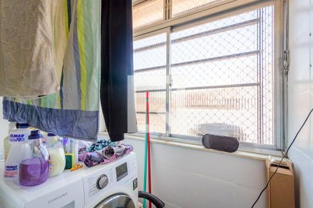 Apartamento à venda com 108m², 2 quartos e 1 vaga Apartamento à venda com 108m², 2 quartos e 1 vagaÁrea de Serviço