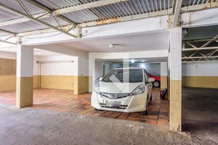 Apartamento à venda com 108m², 2 quartos e 1 vaga Apartamento à venda com 108m², 2 quartos e 1 vagaGaragem