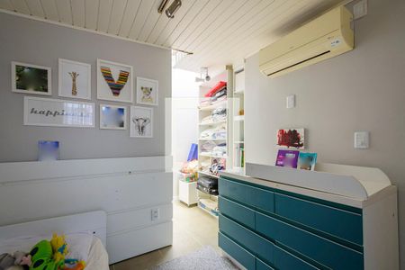 Apartamento à venda com 108m², 2 quartos e 1 vaga Apartamento à venda com 108m², 2 quartos e 1 vagaQuarto