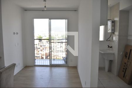 Sala de apartamento à venda com 2 quartos, 47m² em Del Castilho, Rio de Janeiro