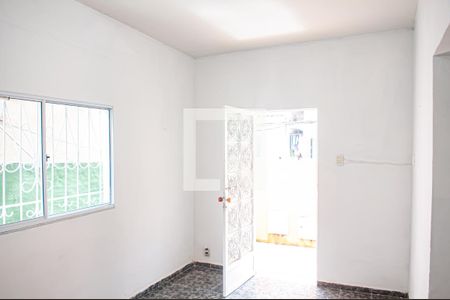 Sala de casa para alugar com 2 quartos, 70m² em Taquara, Rio de Janeiro