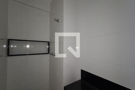 Apartamento à venda com 76m², 3 quartos e 1 vaga Apartamento à venda com 76m², 3 quartos e 1 vagaBanheiro da Suíte