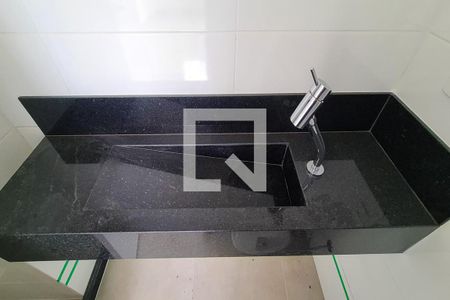 Apartamento à venda com 76m², 3 quartos e 1 vaga Apartamento à venda com 76m², 3 quartos e 1 vagaBanheiro da Suíte