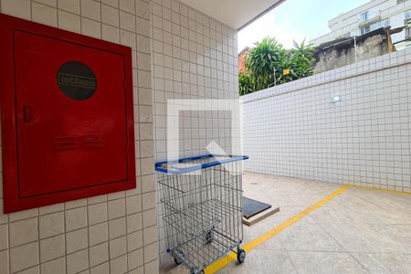 Apartamento à venda com 76m², 3 quartos e 1 vaga Apartamento à venda com 76m², 3 quartos e 1 vagaÁrea comum