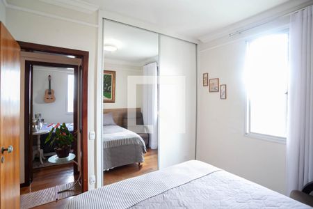 Apartamento à venda com 228m², 4 quartos e 2 vagasQuarto 2