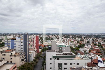 Vista da sala 1 de apartamento à venda com 4 quartos, 228m² em Ouro Preto, Belo Horizonte