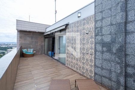 Apartamento à venda com 228m², 4 quartos e 2 vagasCobertura