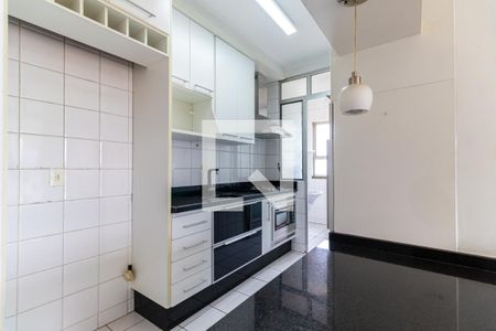 Apartamento à venda com 55m², 2 quartos e 2 vagas Apartamento à venda com 55m², 2 quartos e 2 vagasCozinha