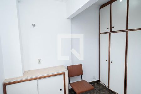 Apartamento à venda com 84m², 2 quartos e 1 vagaÁrea de Serviço