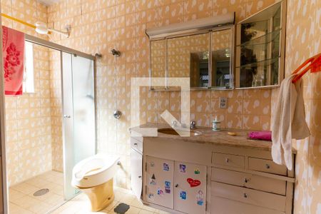 Casa à venda com 401m², 5 quartos e 8 vagasBanheiro da Suíte 1