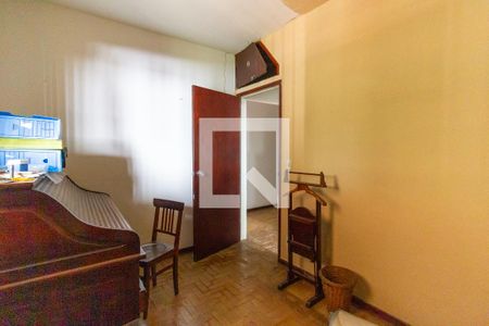 Casa à venda com 401m², 5 quartos e 8 vagasQuarto 5