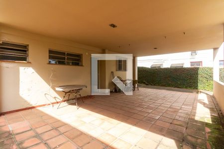 Casa à venda com 401m², 5 quartos e 8 vagasQuintal