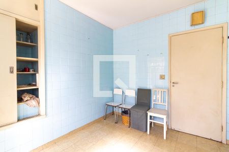 Casa à venda com 401m², 5 quartos e 8 vagasCozinha