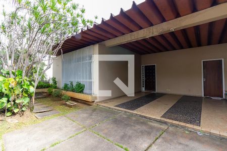 Casa à venda com 401m², 5 quartos e 8 vagasGaragem