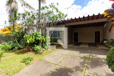 Casa à venda com 401m², 5 quartos e 8 vagasGaragem