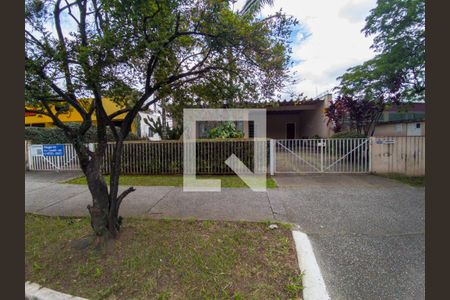 Casa à venda com 401m², 5 quartos e 8 vagasFachada