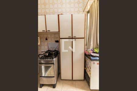 Apartamento para alugar com 62m², 2 quartos e 1 vaga Apartamento para alugar com 62m², 2 quartos e 1 vagaCozinha - Armários