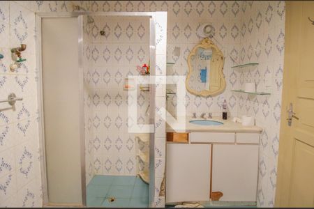 Casa à venda com 300m², 5 quartos e 2 vagasBanheiro Quarto 2/Corredor