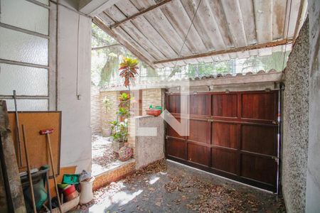 Casa à venda com 300m², 5 quartos e 2 vagasEntrada