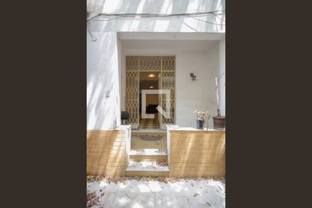 Casa à venda com 300m², 5 quartos e 2 vagasEntrada