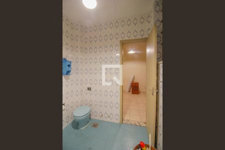 Casa à venda com 300m², 5 quartos e 2 vagasBanheiro Quarto 2/Corredor