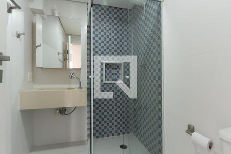 Banheiro de apartamento para alugar com 3 quartos, 101m² em Moema, São Paulo