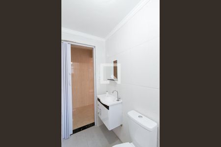 Casa à venda com 240m², 4 quartos e 2 vagasBanheiro 3