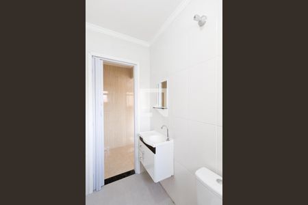 Casa à venda com 240m², 4 quartos e 2 vagasBanheiro 2