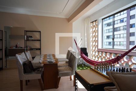 Sala de apartamento para alugar com 2 quartos, 98m² em São João, Porto Alegre