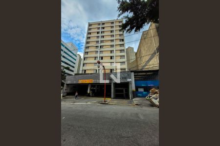 Studio para alugar com 45m², 1 quarto e sem vaga Studio para alugar com 45m², 1 quarto e sem vagaFachada