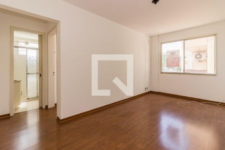 Sala de apartamento para alugar com 1 quarto, 43m² em Glória, Porto Alegre