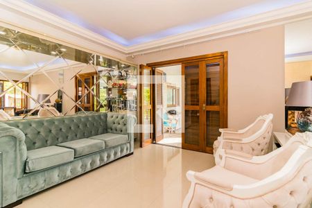 Sala de casa à venda com 4 quartos, 296m² em Espírito Santo, Porto Alegre