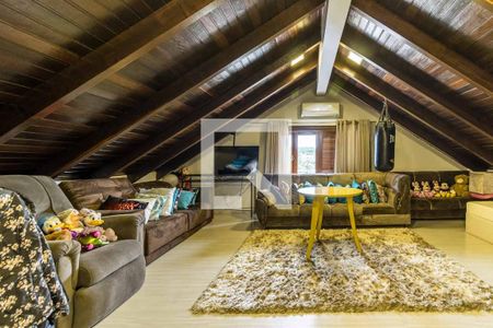 Casa à venda com 296m², 4 quartos e 2 vagasSotão