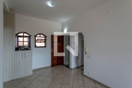 Casa à venda com 463m², 4 quartos e 10 vagas Casa à venda com 463m², 4 quartos e 10 vagasSala de Estar